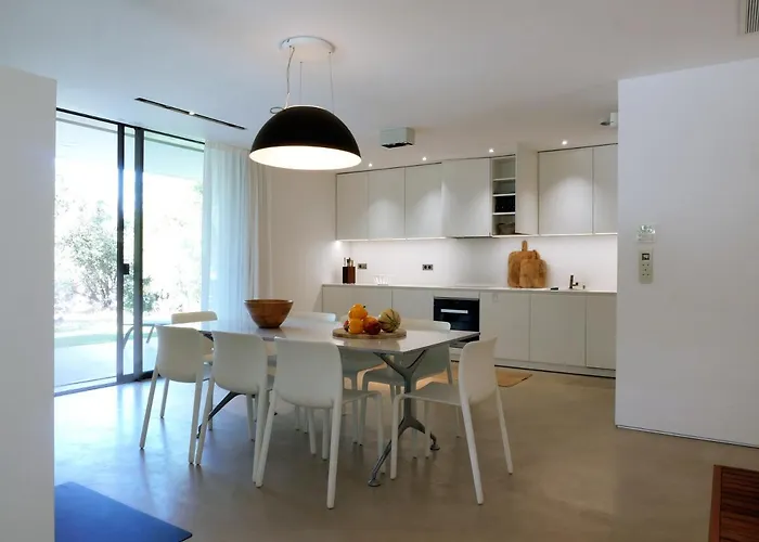 Les Verroust Villa *